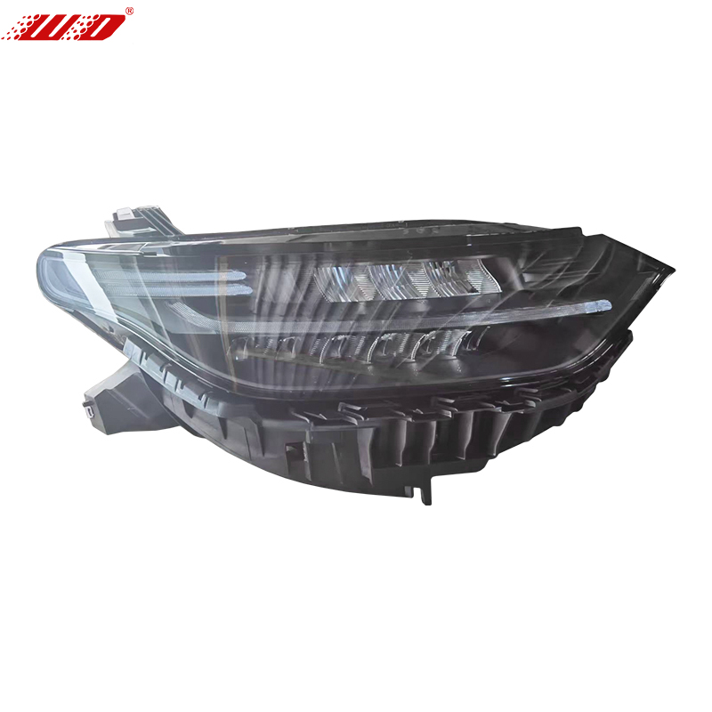 3.0.01.10.00422 3.0.01.10.00304 3.0.01.10.00426 - Orihinal na LeapMotor C11 kanang headlight