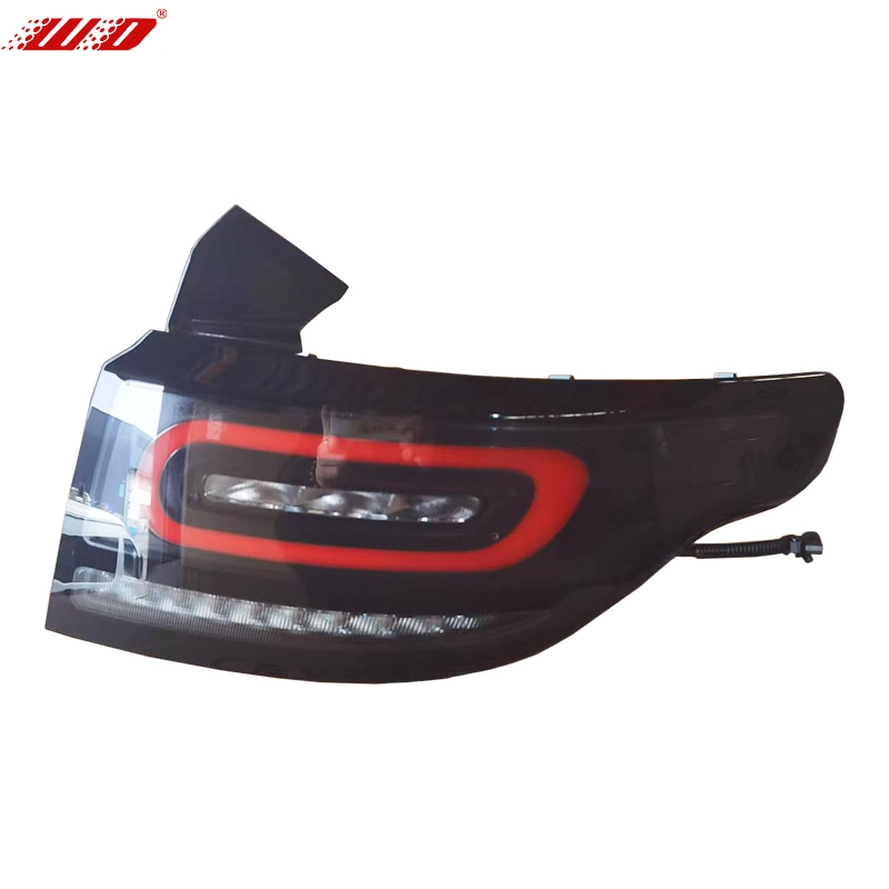 3.0.01.10.00124 - Tamang Taillight